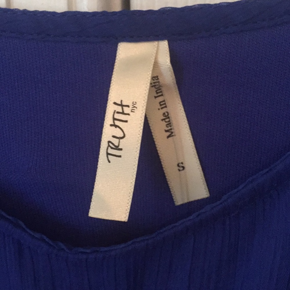 Dress - Picture 5 of 7